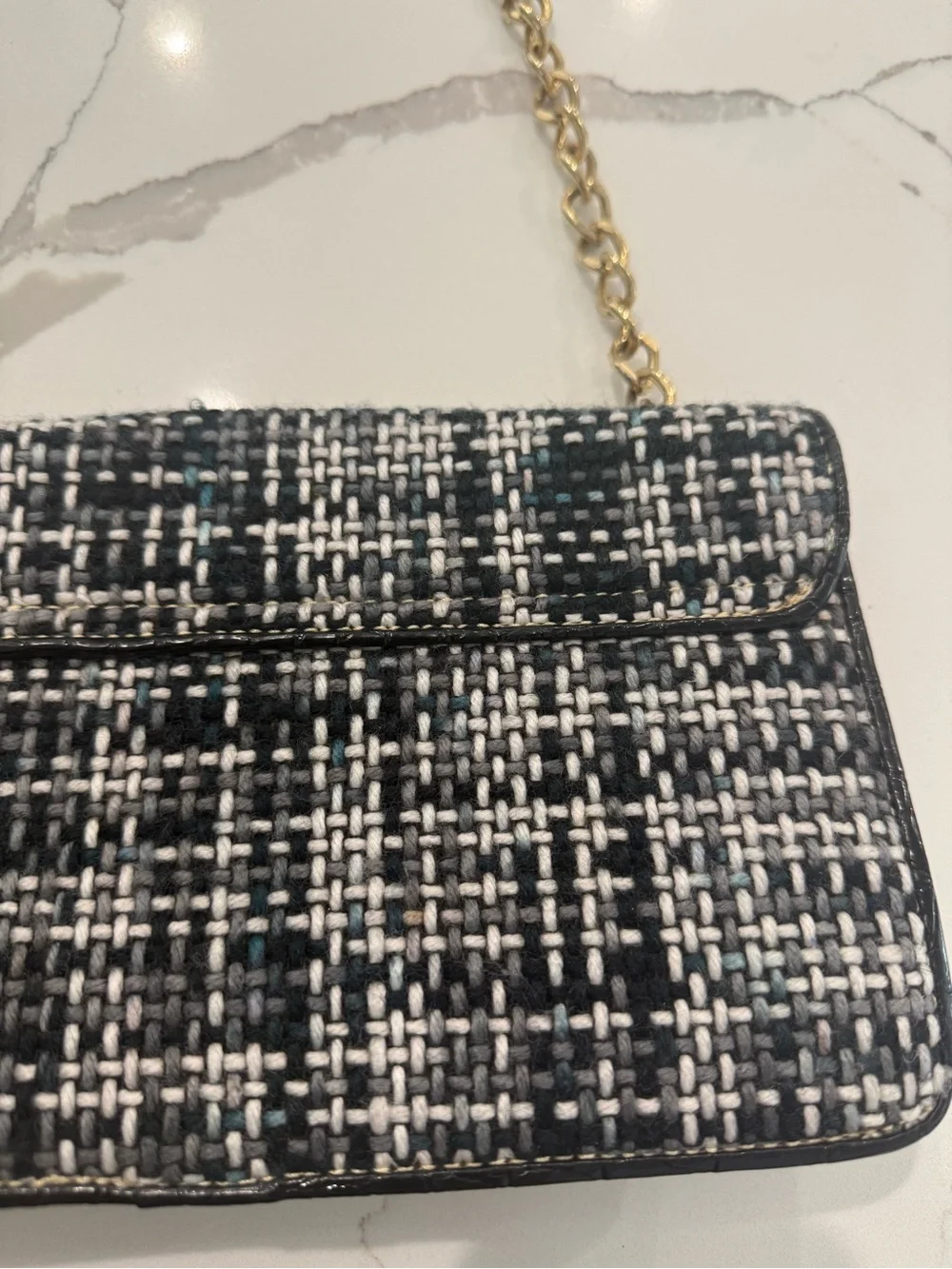 Liz Claiborne Black and White Tweed Shoulder Bag with Gold Chain